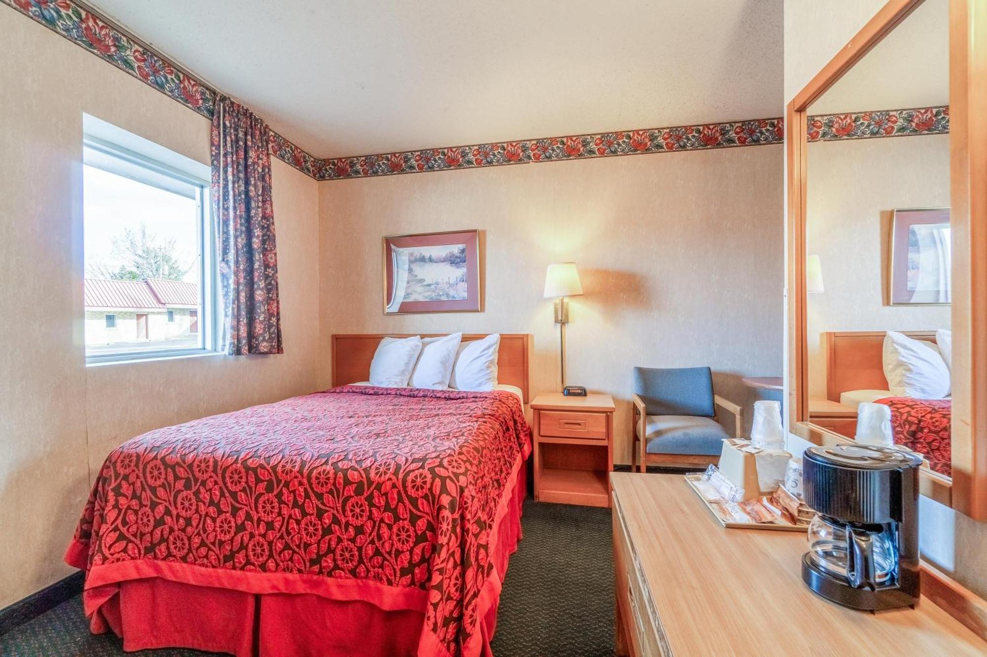 Ozark Junction Mountain View By Oyo Motel Exterior foto