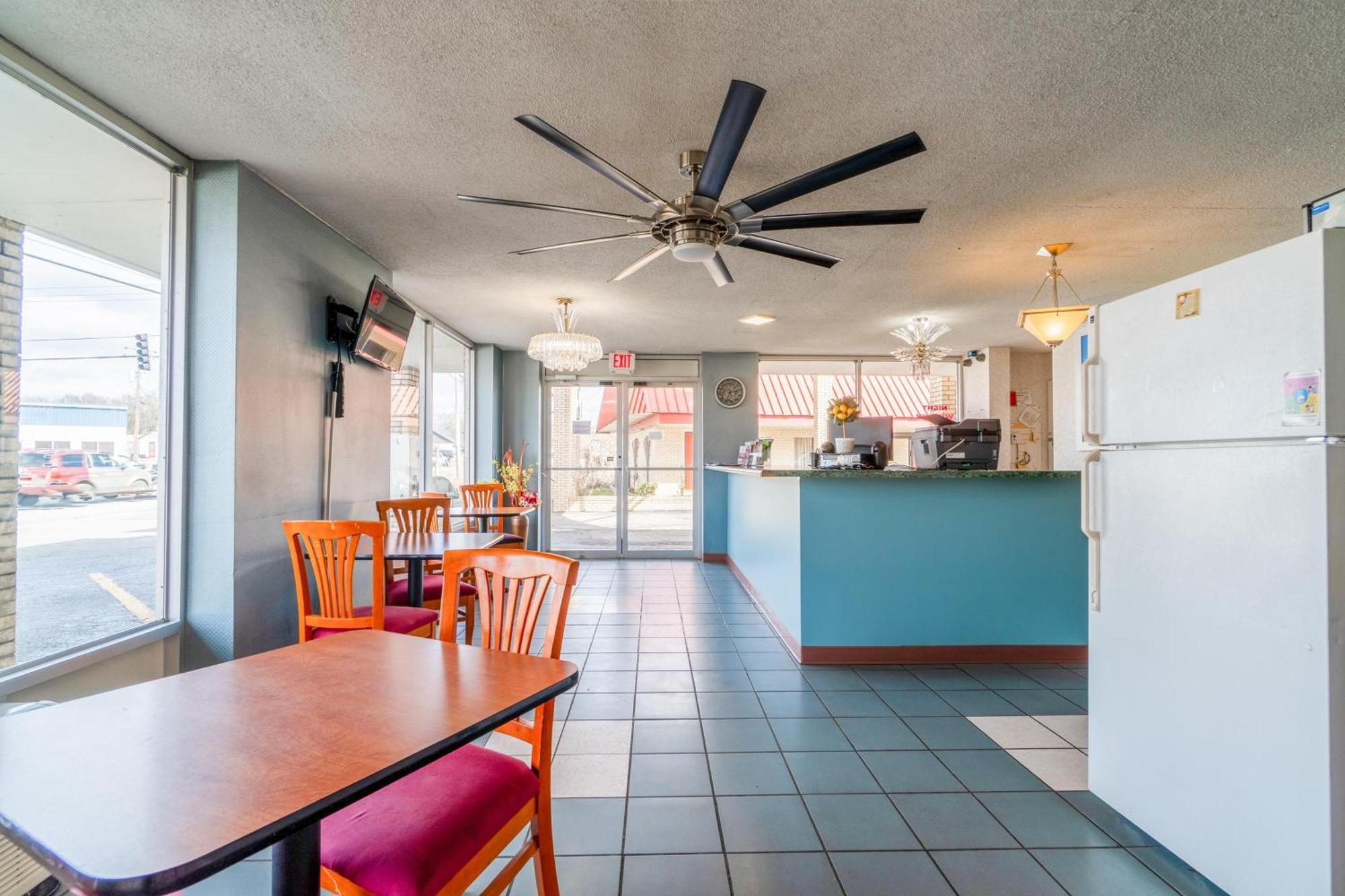 Ozark Junction Mountain View By Oyo Motel Exterior foto