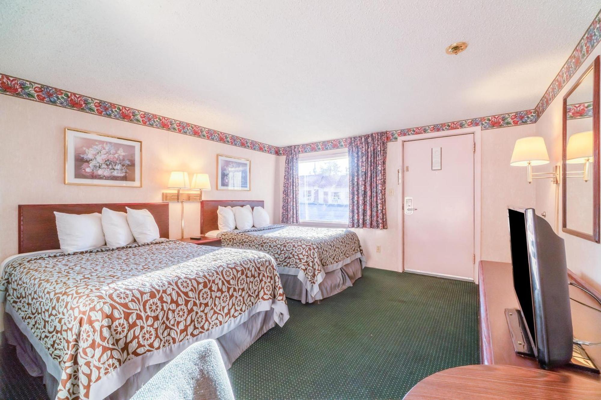 Ozark Junction Mountain View By Oyo Motel Exterior foto